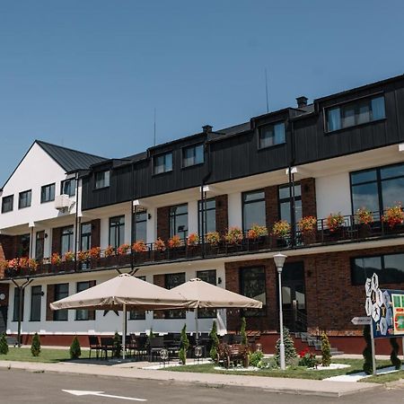 Huston Hotel Exterior photo